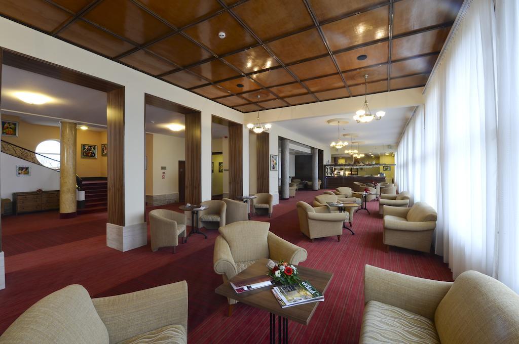 Hunguest Grandhotel Galya Galyatető Exteriör bild
